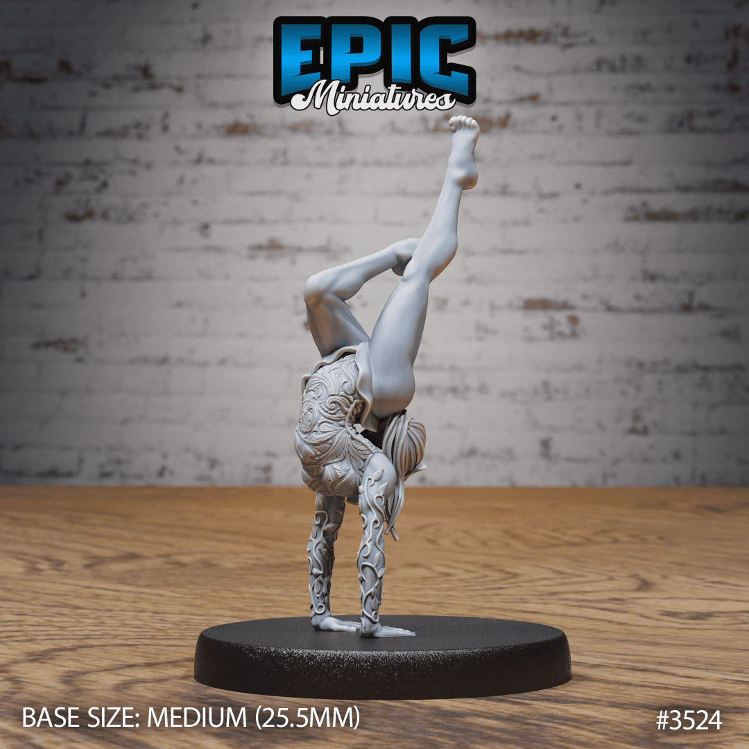 Acrobat Elf Hand Stand - Image 2